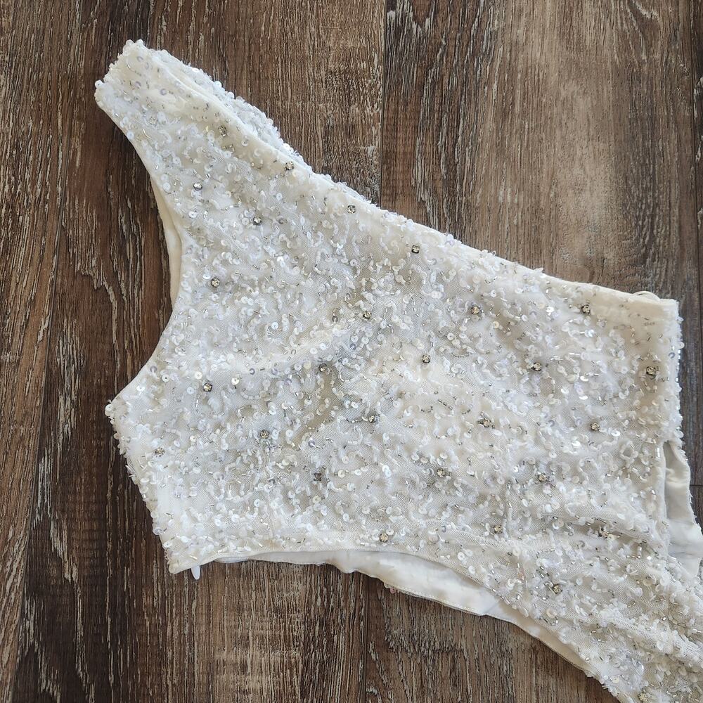 Retrofete Quinn Sequin Top in White Size XXS One Shoulder Crop NWT Beading - Picture 7 of 12